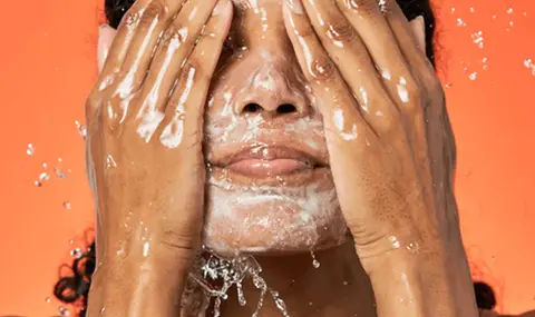 شستن صورت بعد از تزریق چربی چگونه است؟