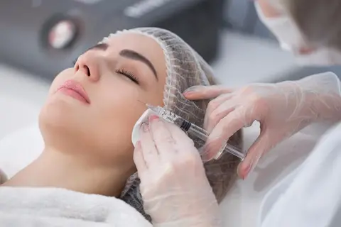 عوارض مزوژل صورت​ شامل چه چیزهایی است؟