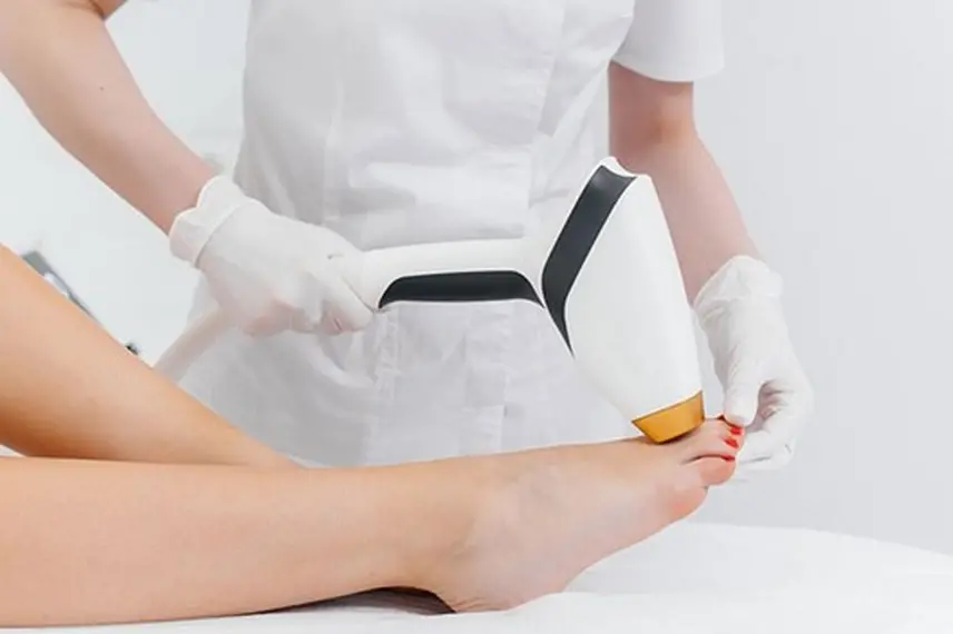 چرا مردم از لیزر موهای زائد استفاده میکنند؟